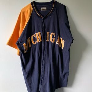 Vintage UofM button down